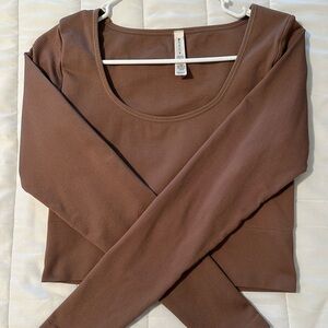 Athleta Brown Ribbed Long Sleeve Top